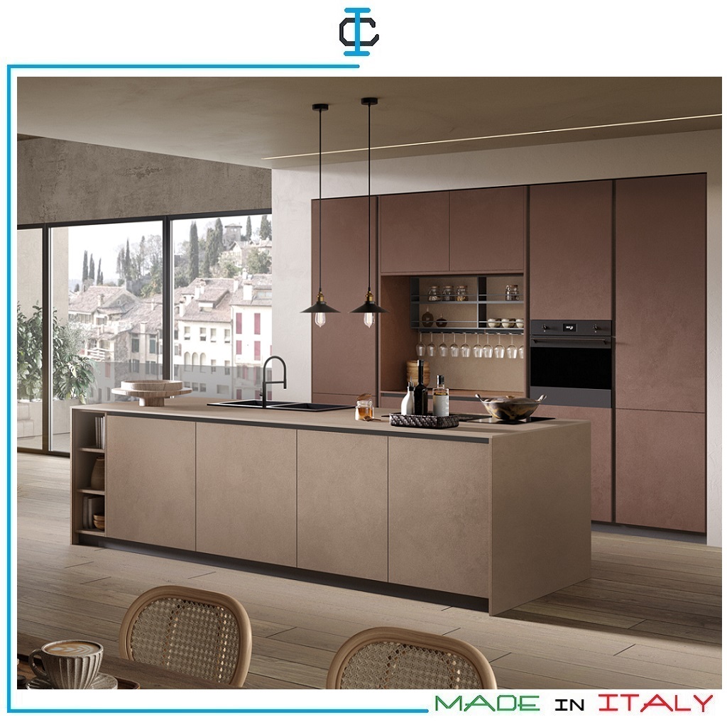 Cucina isola con finitura Materico tinta Tufo e Coccio